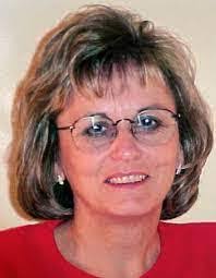 Wanda Cates's Instagram, Twitter & Facebook