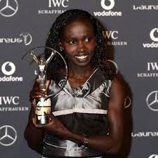 Alors qu'il était le meilleur coureur du monde sur 1500 m depuis 2018, il a terminé à la quatrième place de la course gagnée. Vivian Cheruiyot Viviancheruiyot Twitter