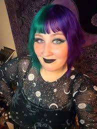 Can someone please Make a teal and purple ribbon with purple and teal  butterflies Saying Katherine Thank you so very much