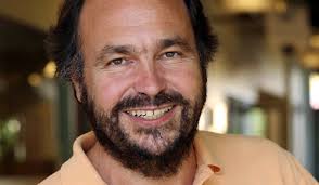 Tech Moves: Paul Maritz steps down as Pivotal CEO; Reddit hires its first  CTO from Pinterest and more