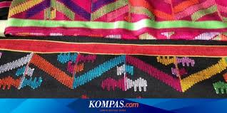 Blazer batik wanita tenun ikat etnik motif sabu. Keindahan Kain Tenun Mbojo Cermin Budaya Khas Bima