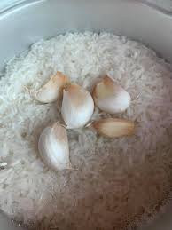 Manfaat bawang putih tunggal lebih kuat dibanding bawang biasa. Antibiotik Semulajadi Amalkan Masak Nasi Letak Bawang Putih Cukup 2 3 Ulas Sehari Mingguan Wanita