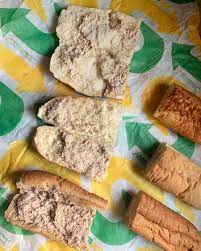 Subway is saying that something stinks about the lawsuit accusing it of using no tuna in its tuna sandwiches. Mh1ar1uwmtwkem