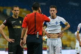 Киевское «динамо» победило «колос», арбитр назначил 4 пенальти за матч. Dinamo Kolos Takim Li Uzhasnym Bylo Sudejstvo Bojko Aranovskogo Isport Ua