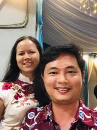 being a poet does not include knowing all about poetry for example, learned  term “ekphrastic” yesterday meaning writing verse about works of art —  guess if I wrote about the Mona Lisa