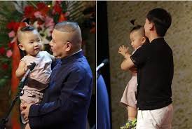 Jun 07, 2021 · 近日，郭德纲的老婆王惠带着小儿子郭汾阳出现在天津德云社的剧场里，二人坐在贵宾席上，王惠将儿子抱在身上，一起欣赏台下的相声演出。 另一边，郭德纲的大儿子郭麒麟近年的相声演出也少得可怜，作为相声演员兼德云… éƒ­å¾·çº²çš„è€å©†æ˜¯è° éƒ­å¾·çº²è€å©†çŽ‹æƒ éƒ­éº'éºŸçš„å¦ˆå¦ˆæ˜¯è° ä¸ºä»€ä¹ˆ