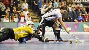 Hockey ( uncountable ) ( canada, us) ice hockey, a game on ice in which two teams of six players skate and try to score by shooting a puck into the opposing team's net, using their sticks. Hockey Hallen Em 2022 Der Damen Und Herren In Hamburg Ndr De Sport Mehr Sport