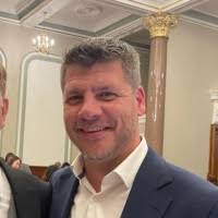 1400+ profili “Wainer”