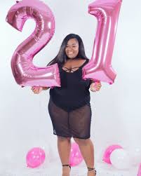 21st Party 21st Birthday Outfit Ideas Plus Size 21st Birthday Photoshoot Plus Size Pinterest Asiapersuasion 21st Birthday Photoshoot Birthday Photoshoot Birthday Photos
