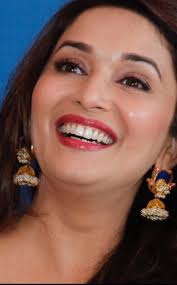 Madhuri dixit nene, one of the most charismatic actresses of all times with mind boggling smile, ruled bollywood in late 80's and early 90's. Madhuri Dixit Smile On Twitter