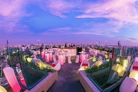 Located on the 83rd floor of the tallest building in bangkok, the roof top bar at the baiyoke sky hotel is undoubtedly the best place to go for superb views of the city of bangkok is littered with rooftop bars spread across its concrete jungle. The Absolute Best Bangkok Rooftop Bars You Need To Know About
