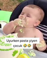 Doğum günün kutlu olsun çocuk nice yıllara 🤣🤣#dogumgununkutluolsun #pasta  #niceyillara #iyikidoğdun #😂😂😂 #fyp #capcut #kesfet #kesfetbe  #kesfetbeniöneçıkart🖤🔥🖤 #fouryou #fypシ #cocuklar #tiktok ...