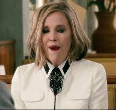 Moira Rose Schitt S Creek Season 1 Rose Hair Color Grey Hair Inspiration Short Sassy Hair