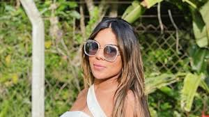 'we wish it were true'. Tays Reis Arrasa Ao Surgir Com Vestido Justissimo Marcia Piovesan