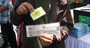 Paling baru fungsi stiker transparan di bpkb motor sticker fans / stiker fungsi terbaik lainnya adalah stiker pemantul cahaya. Stiker Barcode Identifikasi Kendaraan Belum Membayar Pajak Bapenda Jabar