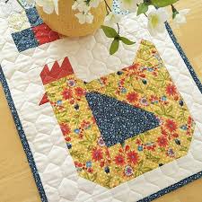 Excited To Share The Latest Addition To My Etsy Shop Quilted Chicken Table Runner Spri Table Topper Patterns Quilted Table Runners Spring Table Centerpieces
