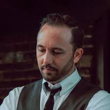 Elliot Ferrell's Instagram, Twitter & Facebook