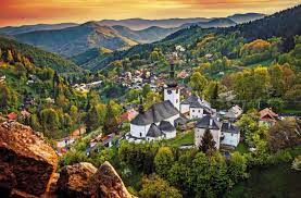 Spania dolina has many attractions to explore with its fascinating past, intriguing present and exciting future. Spania Dolina In Der Slowakei Lose Puzzlespiele Kostenlos Auf Puzzle Factory