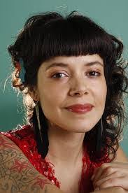 Siobhan Barrett's Instagram, Twitter & Facebook