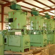 Castor oil is extracted from the seeds of the castor oil plant, which, when cold pressed, is pale on the other hand, jamaican castor oil is extracted in a different way, which is also the traditional method of extraction. Automatic Castor Oil Processing Plant Capacity 1 To 500 Ton Id 20529683388