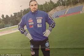 Lutz pfannenstiel has played for 25 different clubs and is the only professional player to have played in all six continental fifa membership associations. Kisah Pemain Yang Total Membela 27 Klub Di Negara 6 Konfederasi Fifa Libero Id