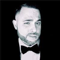 Luis Alverio's Instagram, Twitter & Facebook