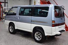 1991 Mitsubishi Delica L300 Star Wagon Turbodiesel 4x4 5-speed Mitsubishi 4x4 Delica