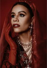 Shoot with Model @Ciana Ibáñez and photographer @CRYSTAL SMILEY PHOTOGRAPHY.