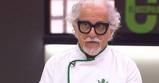 El sueño de zoro, que comparte con su difunta amiga kuina, es convertirse en el mejor espadachín del mundo. Eliminacion Del Equipo Verde Provoca Ola De Llantos En El Discipulo Del Chef Chilevision