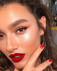 Pin By Goldplaited On Hairstyles Summer Makeup Trends Red Lip Makeup Summer Makeup