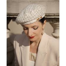 TWIGGY White Beret to Personalise