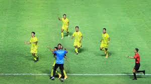 Jakarta — pelatih arema fc kuncoro menyebutkan perlunya membenahi lini depan dan belakang untuk persiapan menghadapi barito putera pada laga kedua piala menpora, kamis (25/3). P8py8mmylviccm