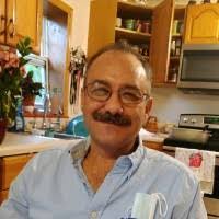 Ruben Tovar's Instagram, Twitter & Facebook