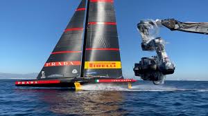 Nella prada cup ha quasi sempre vinto le partenze, tranne in un paio di occasioni che è stata pari all'avversario. America S Cup Tornano Le Notti Magiche Tutte Le Regate In Diretta Da Auckland Su Rai 2 Da Dicembre A Marzo Farevela Net