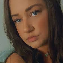 Emily Appling's Instagram, Twitter & Facebook