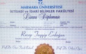 Diplomalarda kabak gibi yazıyor açıköğretim olduğu. Marmara Universitesi Nden Erdogan In Diplomasi Aciklamasi 04