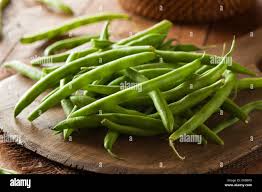 Raw Organic Green Beans Ready To Eat Stock Photo Alamy