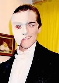 Operafantomet: phantoming — Kyle Gonyea as u/s Phantom and Raoul in POTO...