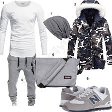 Weiss Hellgraues Herrenoutfit Mit Longsleeve Und Jogg Chino Mens Outfits Mens Clothing Styles Mens Fashion Casual