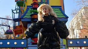 Yes, it appears many people still don't realize why stars commonly do that. Macy S Thanksgiving Parade Company Sorry For Technical Difficulties
