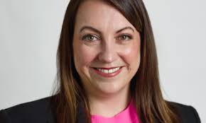 US on-campus bookstore Barnes & Noble Education hires former Six Flags GC  as legal head