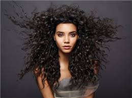 This means that it can penetrate into the hair shaft. Styling Tips Coconut Oil For Curly Hair Hair Styles Blog Nadula