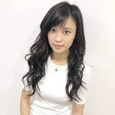 小島瑠璃子さんにエクステを付けました ロングヘアーも似合っていて素敵です hidemasa ishii celsus secret garden ロングヘアー エクステ シールエクステ 黒髪 黒髪ロング 黒髪エクステ 巻き髪 小島瑠璃子 こじるり 渋谷 黒髪ロング 巻き髪 黒髪