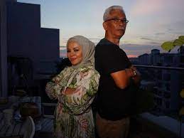 Siti sarah, siti sarah raisuddin, sarah raisuddin asal : Bapa Siti Sarah Sedih Dan Bimbang Dengan Keadaan Anak Namun Enggan Ditemubual