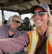 Ashley Heckman's Instagram, Twitter & Facebook