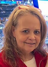 Kelli Riggs's Instagram, Twitter & Facebook