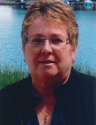 Janet Saunders's Instagram, Twitter & Facebook