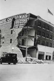 Aftermath Of The 1933 Long Beach Earthquake 2440x3620 History Retro Vintage Dh Historyporn Http I Long Beach California California History Long Beach