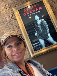 Ashley Graham Singing As Roxie