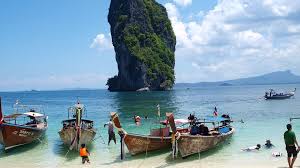 This means that, not only will there be halal food available at your hotel, but the reception staff will also be able to provide you with information on qiblah direction and prayer. 8 Things You Must Do During Your Visit To Krabi Island